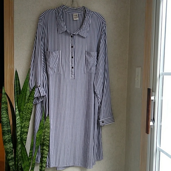 Terra & Sky Dresses & Skirts - ⤵Oversized Shirt Dress in Bib Stripe